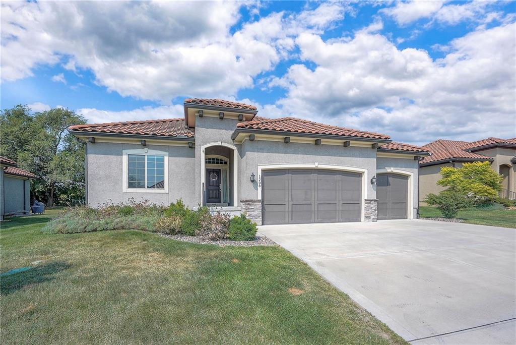 Listing Photo MLS #HMS2570909