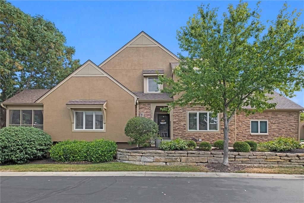 Listing Photo MLS #HMS2570965