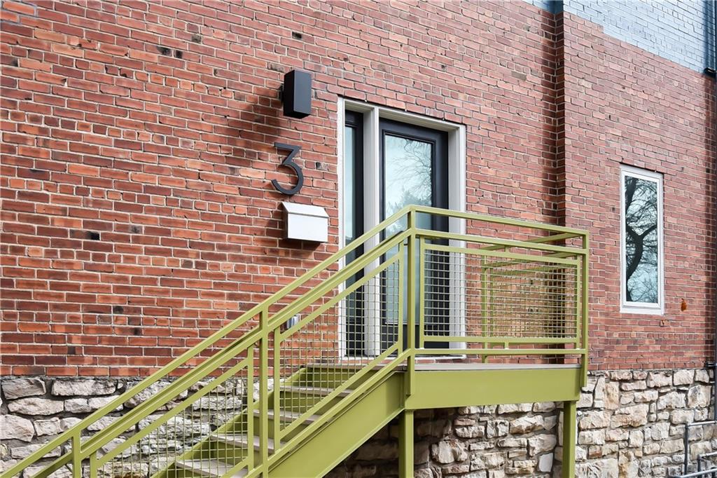 Listing Photo MLS #HMS2570984