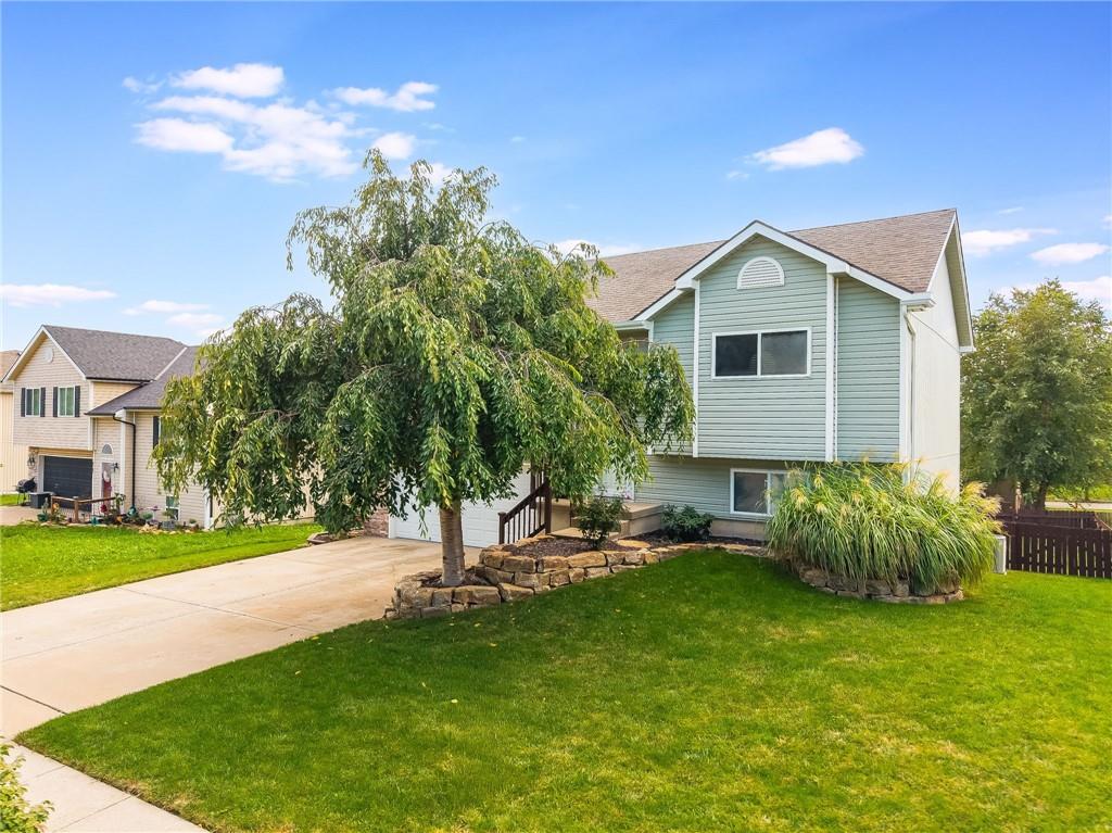Listing Photo MLS #HMS2570997