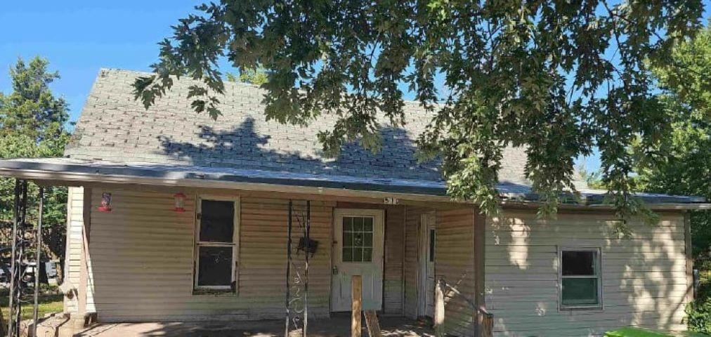 Listing Photo MLS #HMS2571210