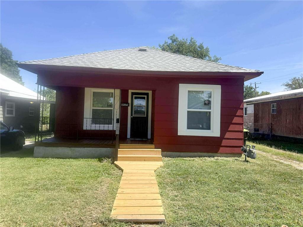 Listing Photo MLS #HMS2571301