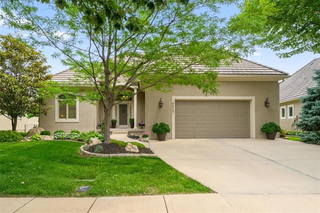Listing Photo MLS #HMS2571325