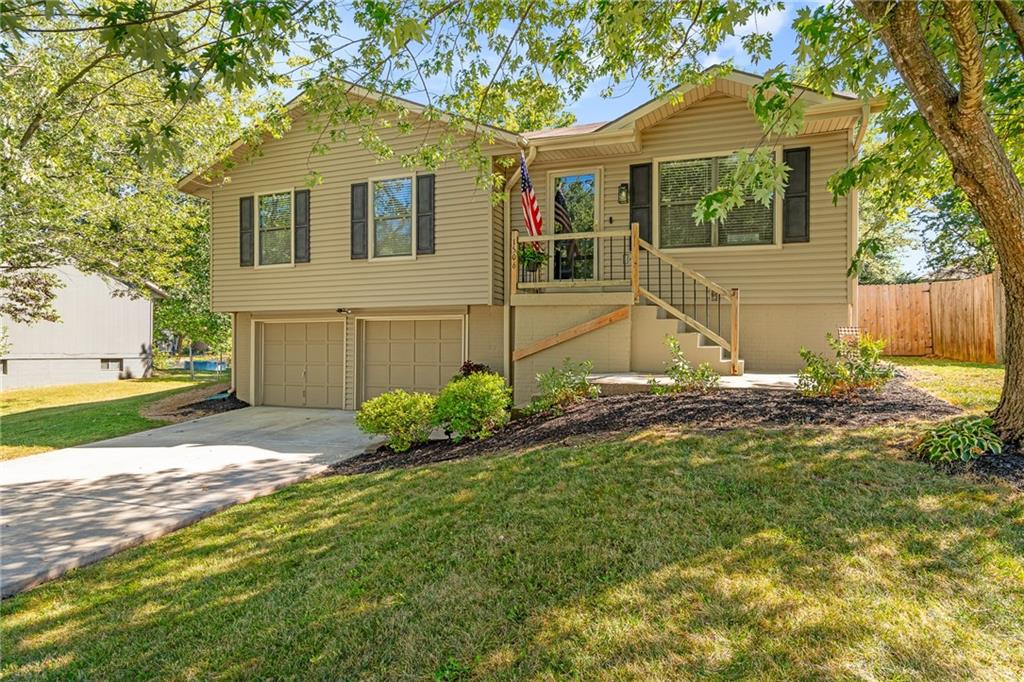 Listing Photo MLS #HMS2571373