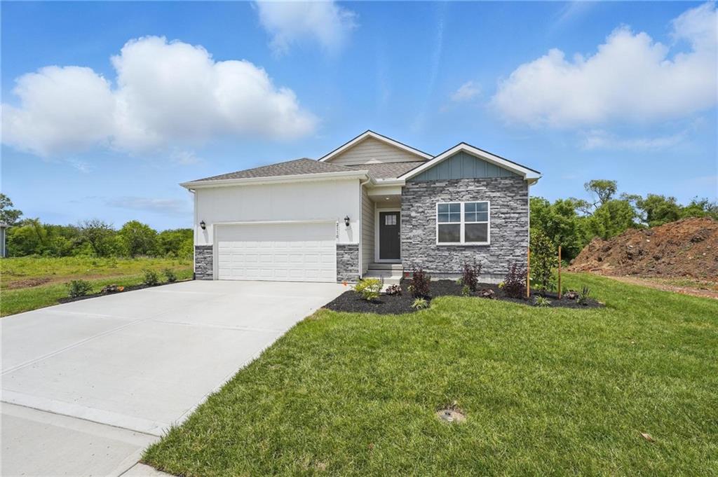 Listing Photo MLS #HMS2571401