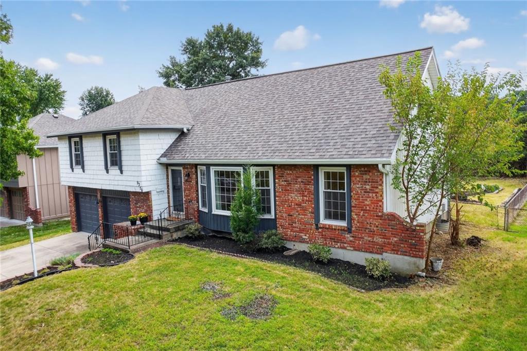 Listing Photo MLS #HMS2571530