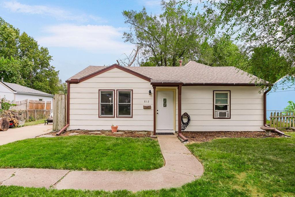 Listing Photo MLS #HMS2571666
