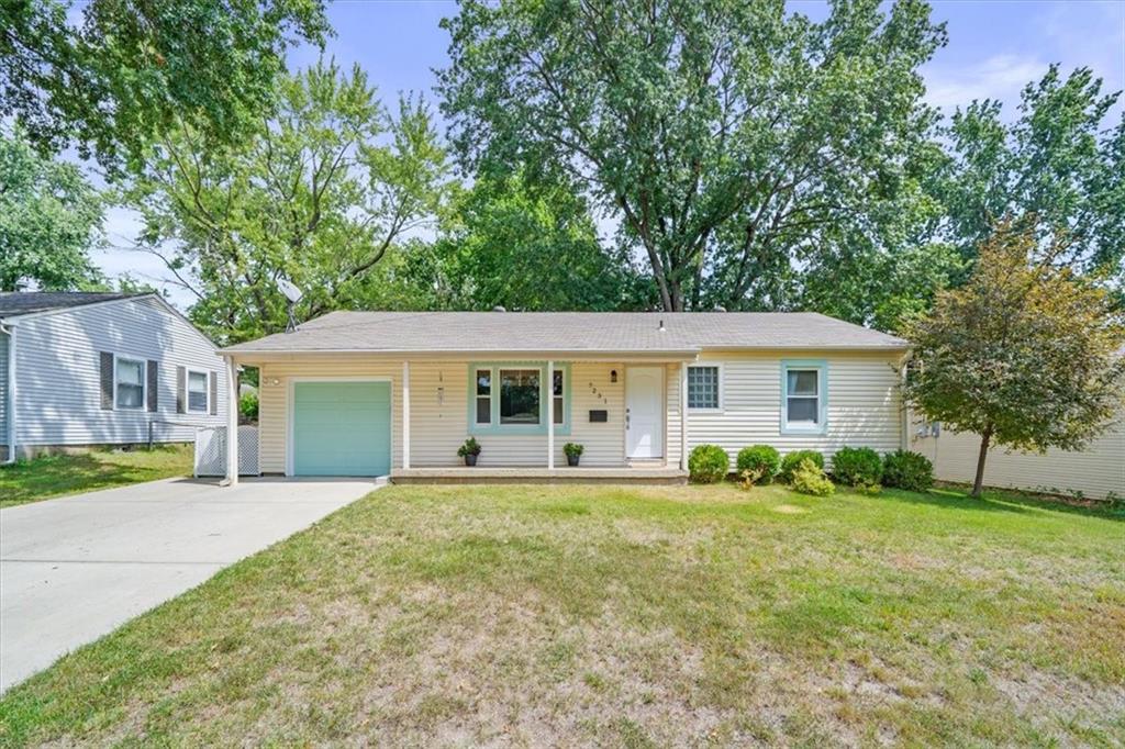 Listing Photo MLS #HMS2571720
