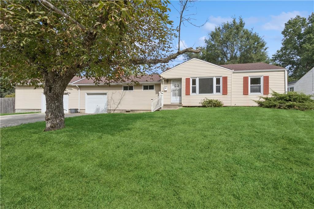 Listing Photo MLS #HMS2571755