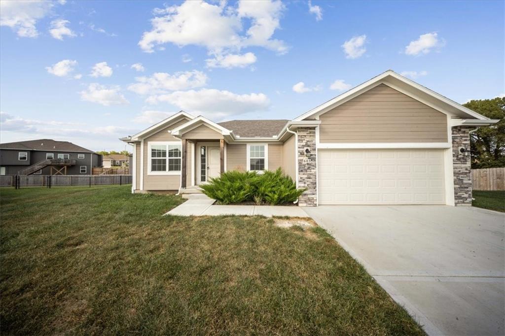 Listing Photo MLS #HMS2571758