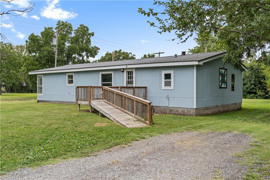 Listing Photo MLS #HMS2571825