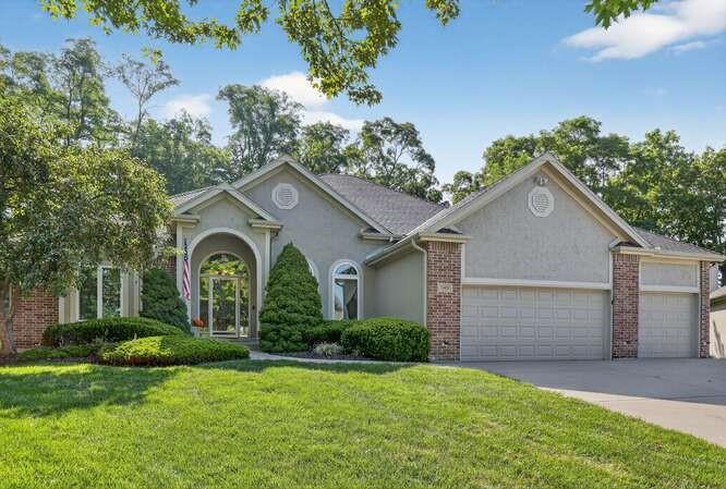 Listing Photo MLS #HMS2571827