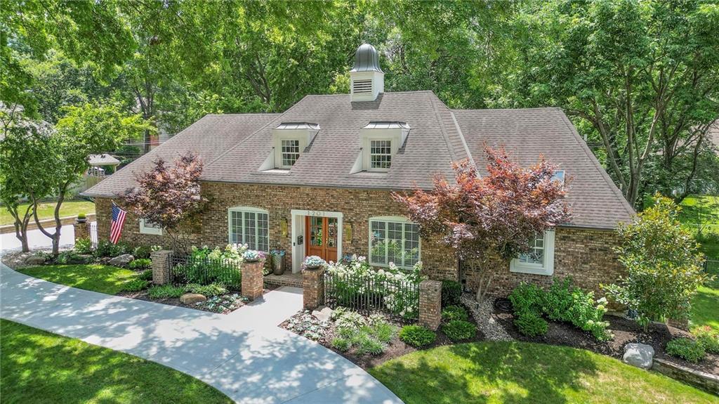Listing Photo MLS #HMS2571856