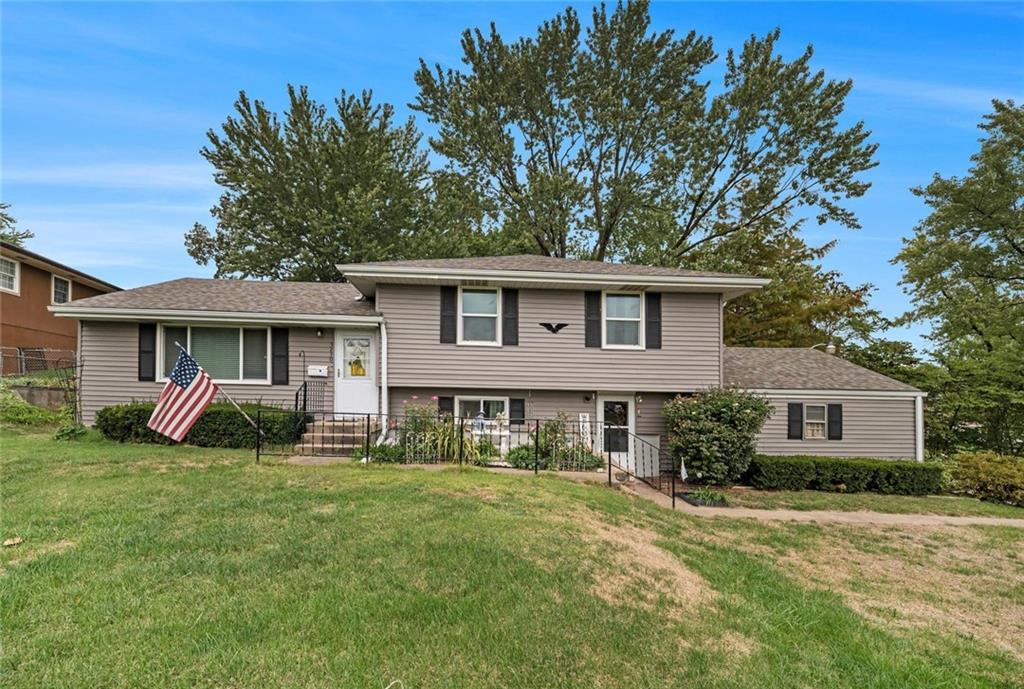 Listing Photo MLS #HMS2571912