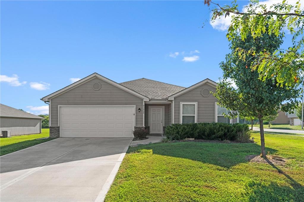 Listing Photo MLS #HMS2571973