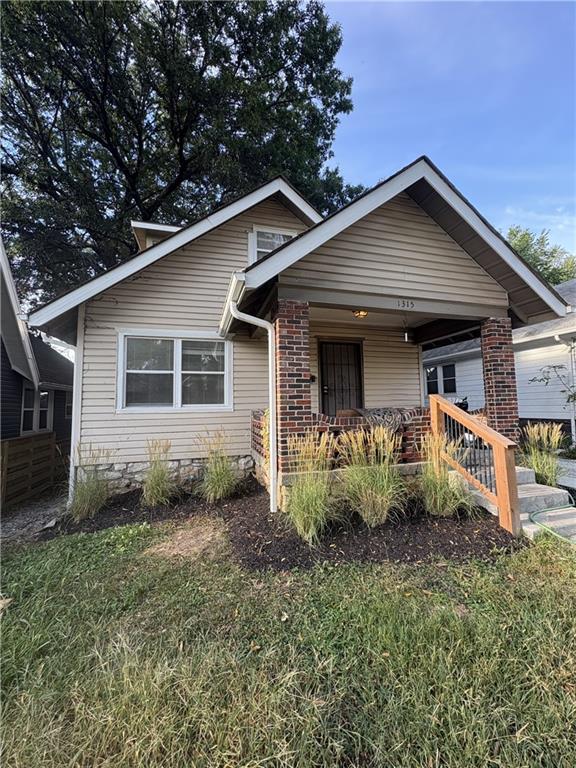 Listing Photo MLS #HMS2571979