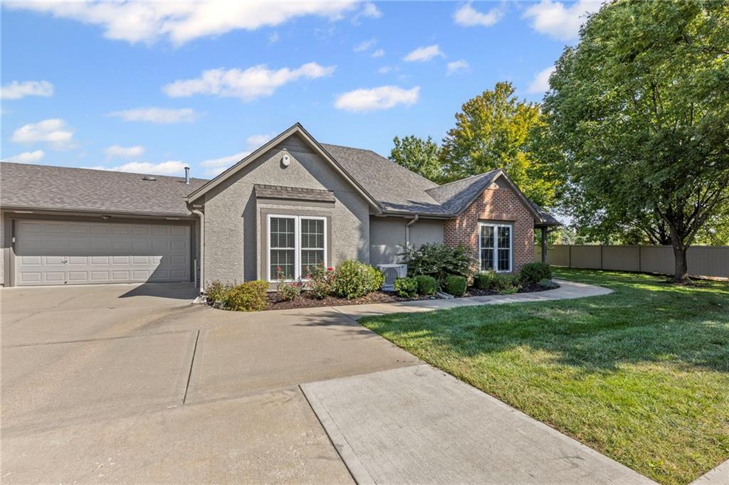Listing Photo MLS #HMS2572002