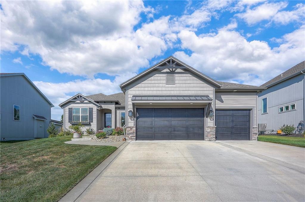 Listing Photo MLS #HMS2572003