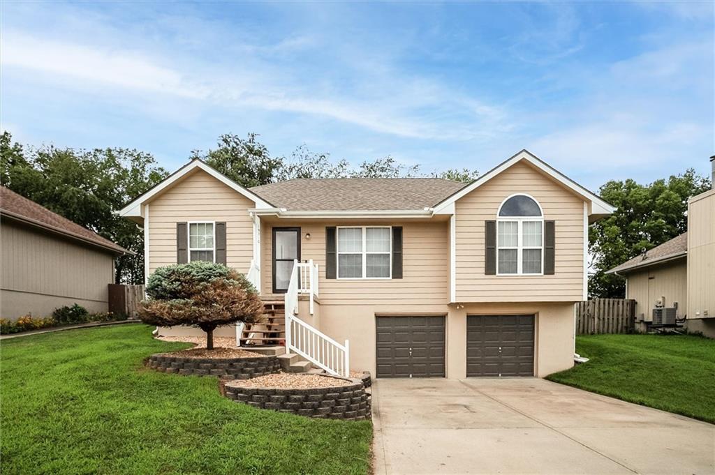 Listing Photo MLS #HMS2572033