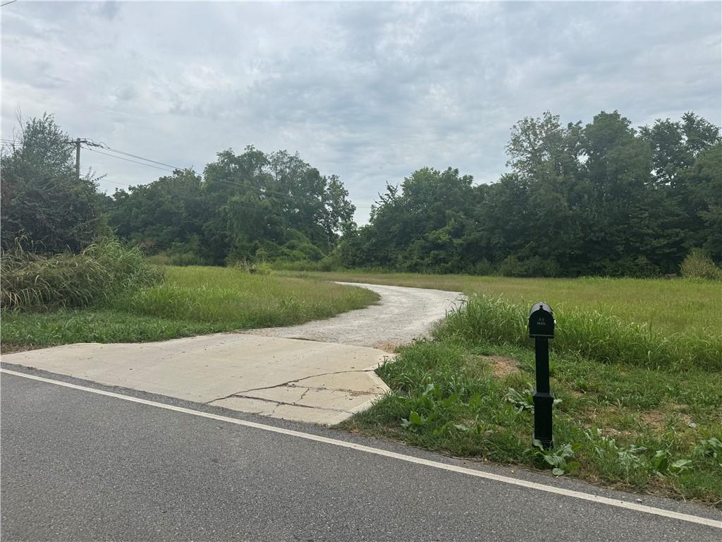 Listing Photo MLS #HMS2572056