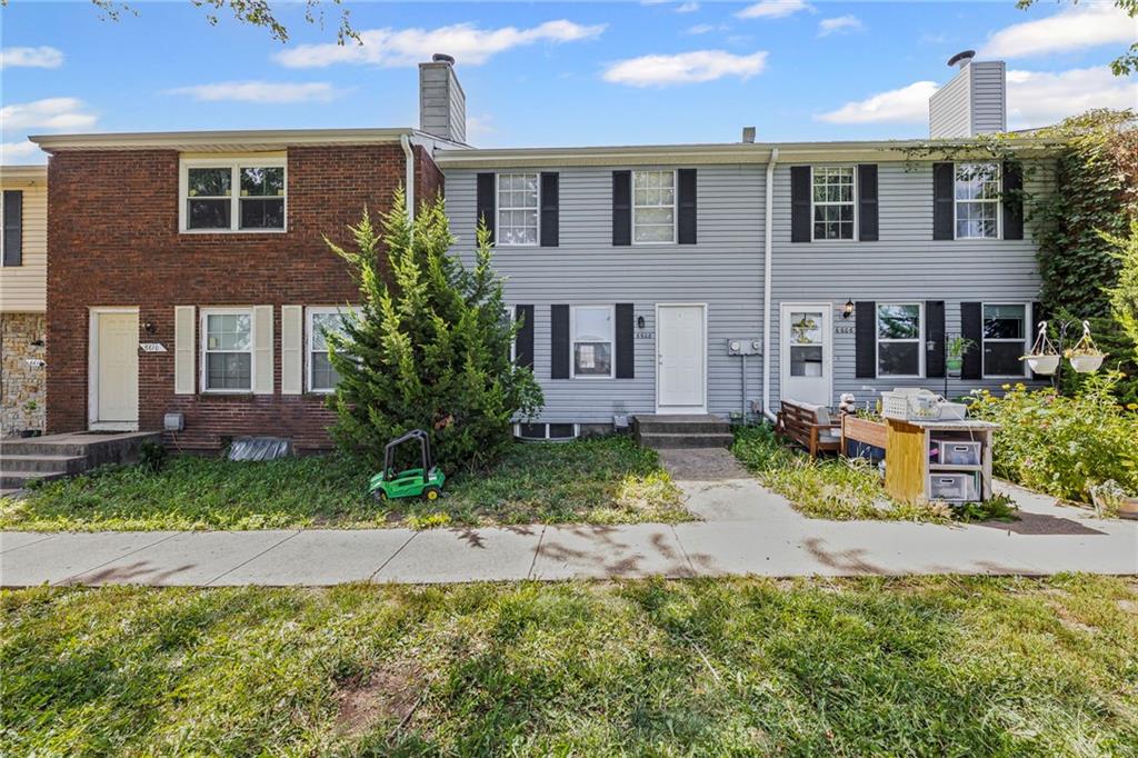 Listing Photo MLS #HMS2572066