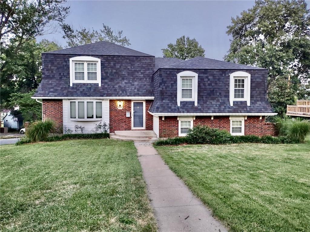 Listing Photo MLS #HMS2572071