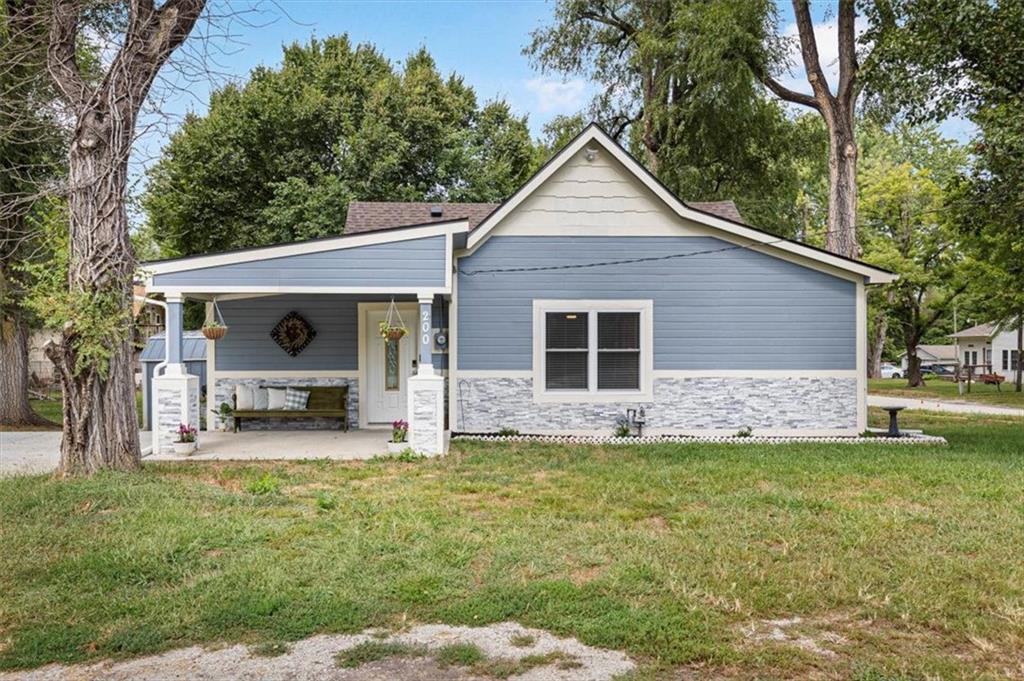 Listing Photo MLS #HMS2572085