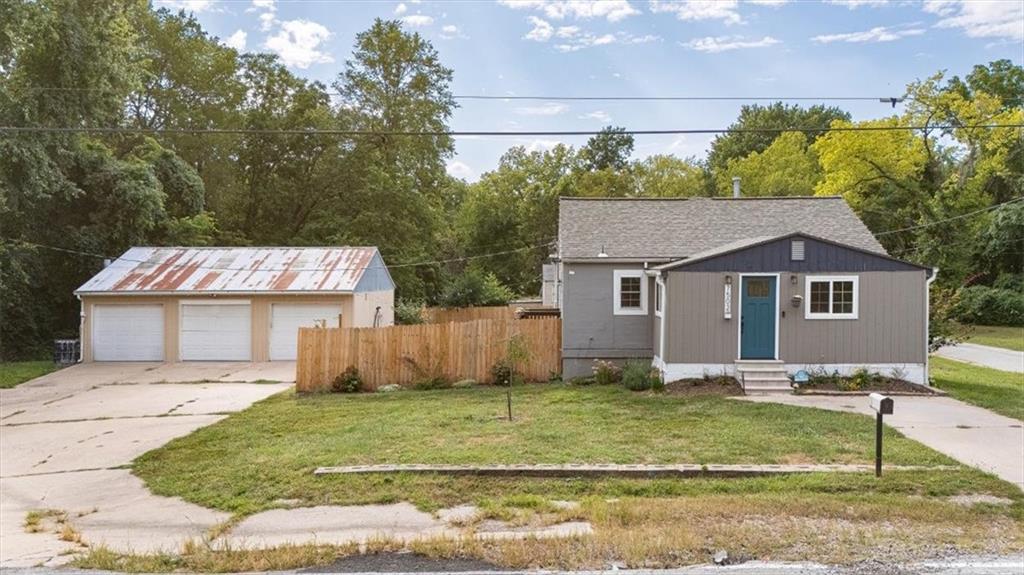Listing Photo MLS #HMS2572093