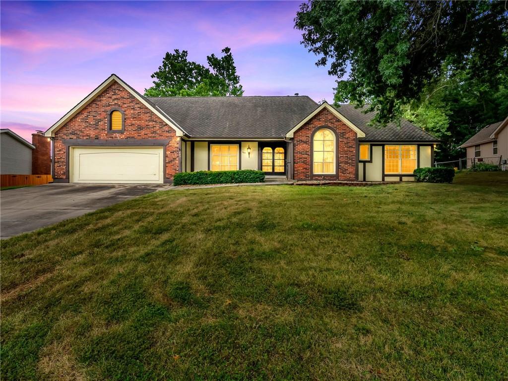 Listing Photo MLS #HMS2572156
