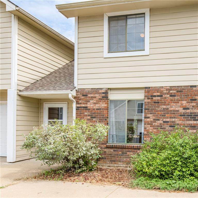 Listing Photo MLS #HMS2572164