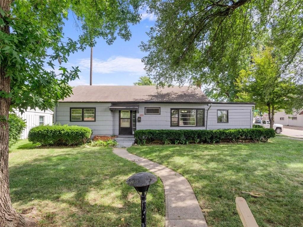 Listing Photo MLS #HMS2572214