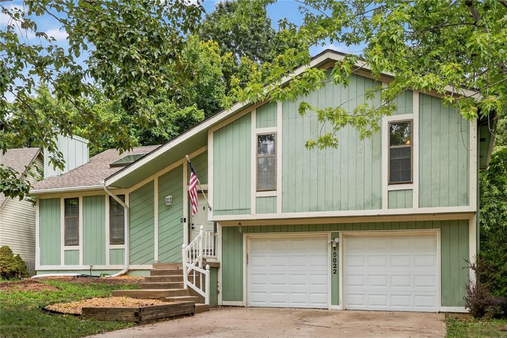 Listing Photo MLS #HMS2572225
