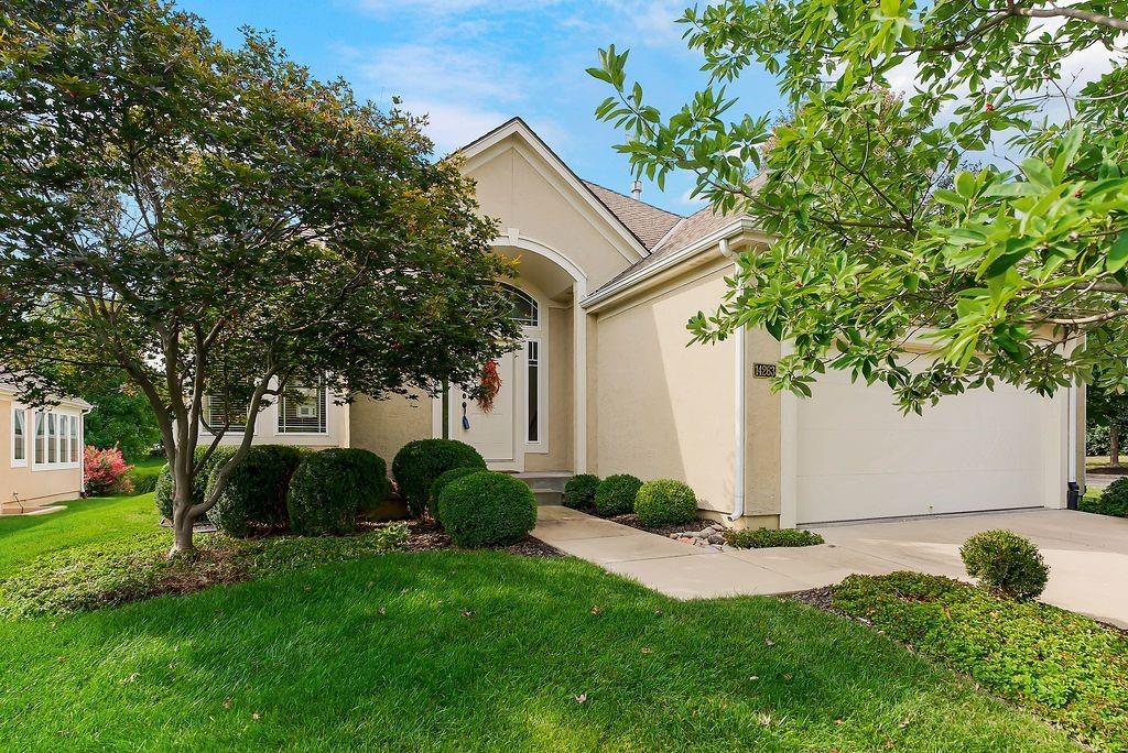 Listing Photo MLS #HMS2572233
