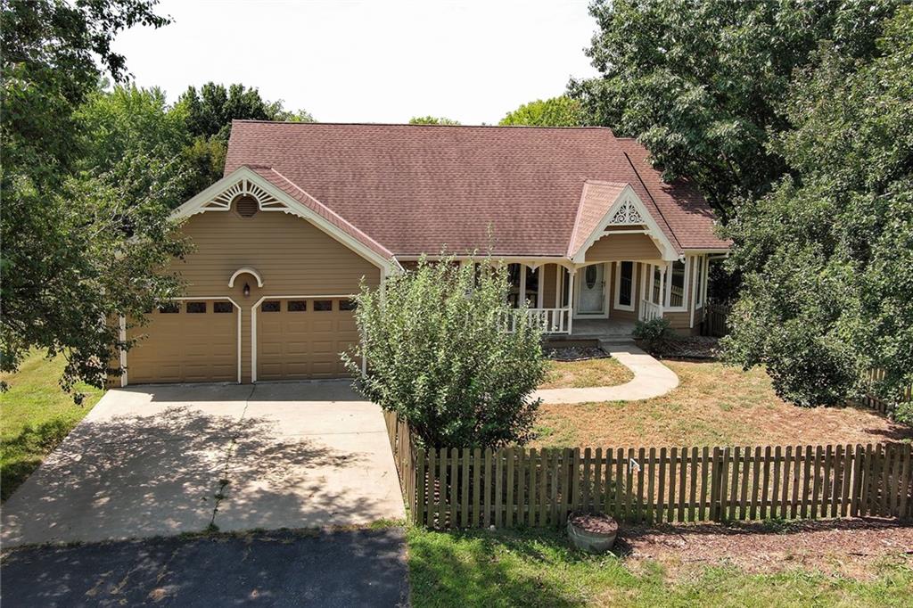 Listing Photo MLS #HMS2572239