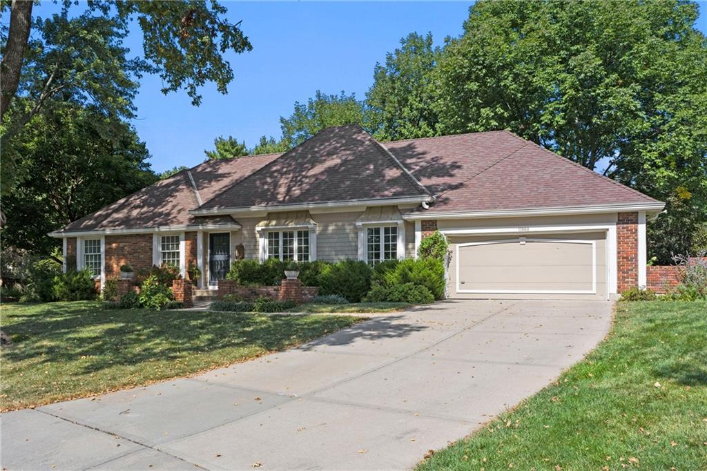 Listing Photo MLS #HMS2572260