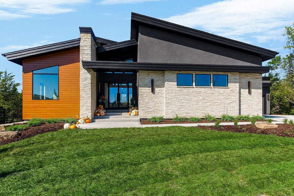 Listing Photo MLS #HMS2572480