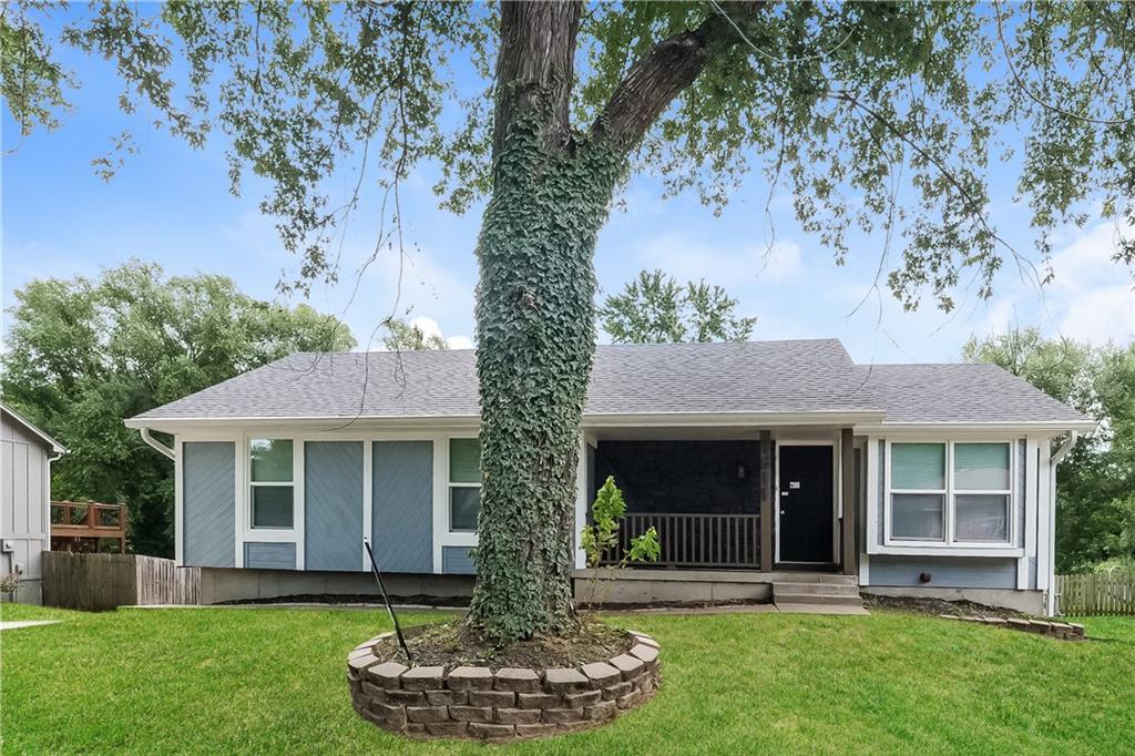 Listing Photo MLS #HMS2572498