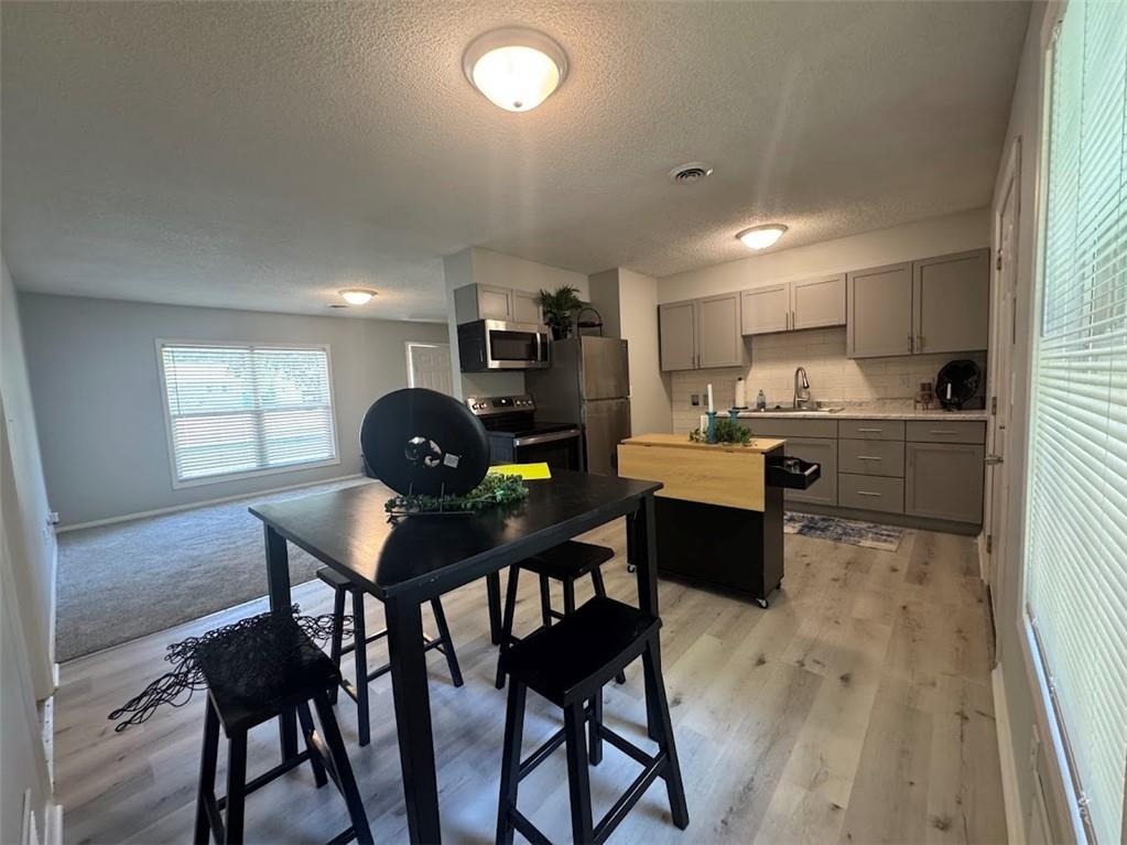 Listing Photo MLS #HMS2572536