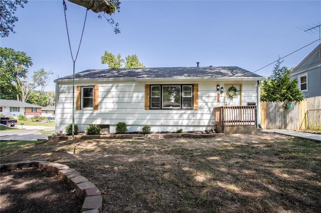 Listing Photo MLS #HMS2572553