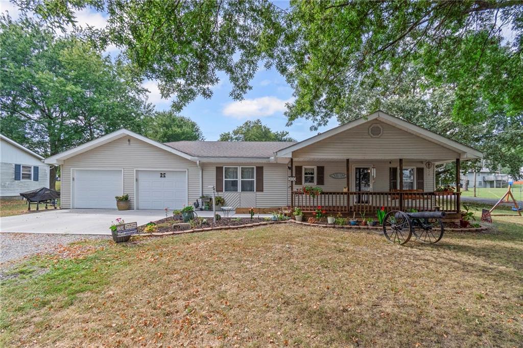 Listing Photo MLS #HMS2572633