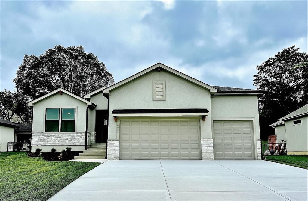 Listing Photo MLS #HMS2572650