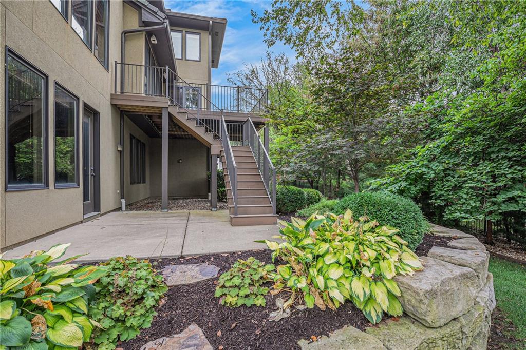 Listing Photo MLS #HMS2572671