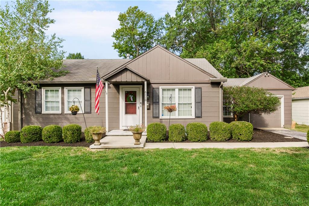 Listing Photo MLS #HMS2572678