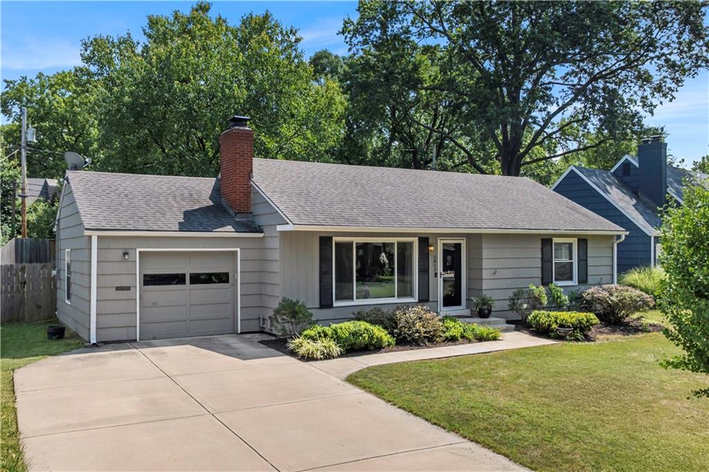 Listing Photo MLS #HMS2572709