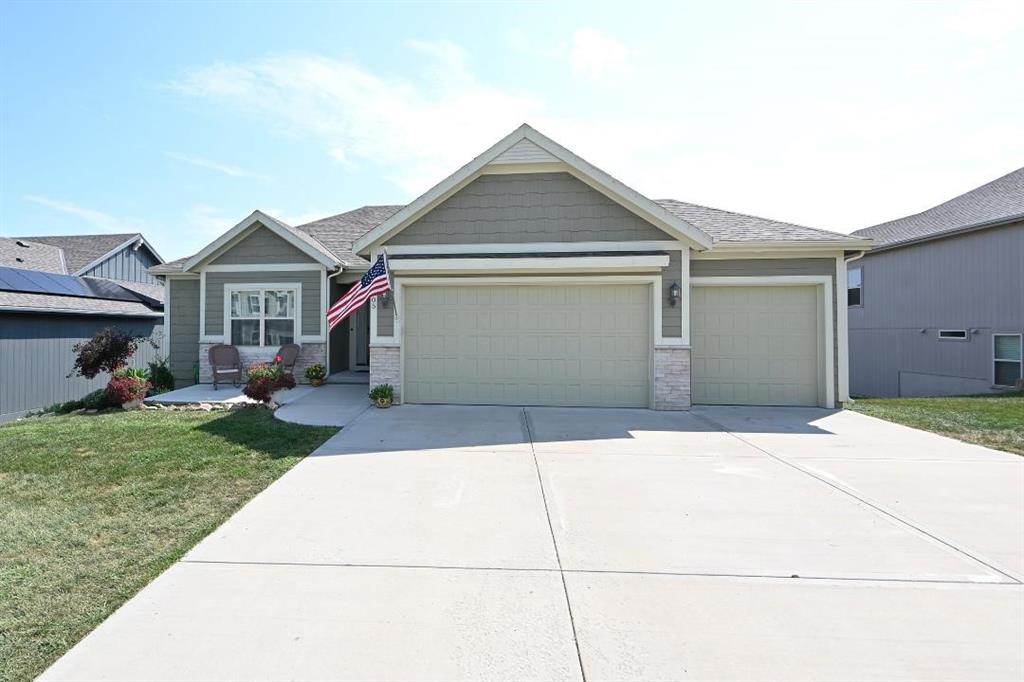 Listing Photo MLS #HMS2573765