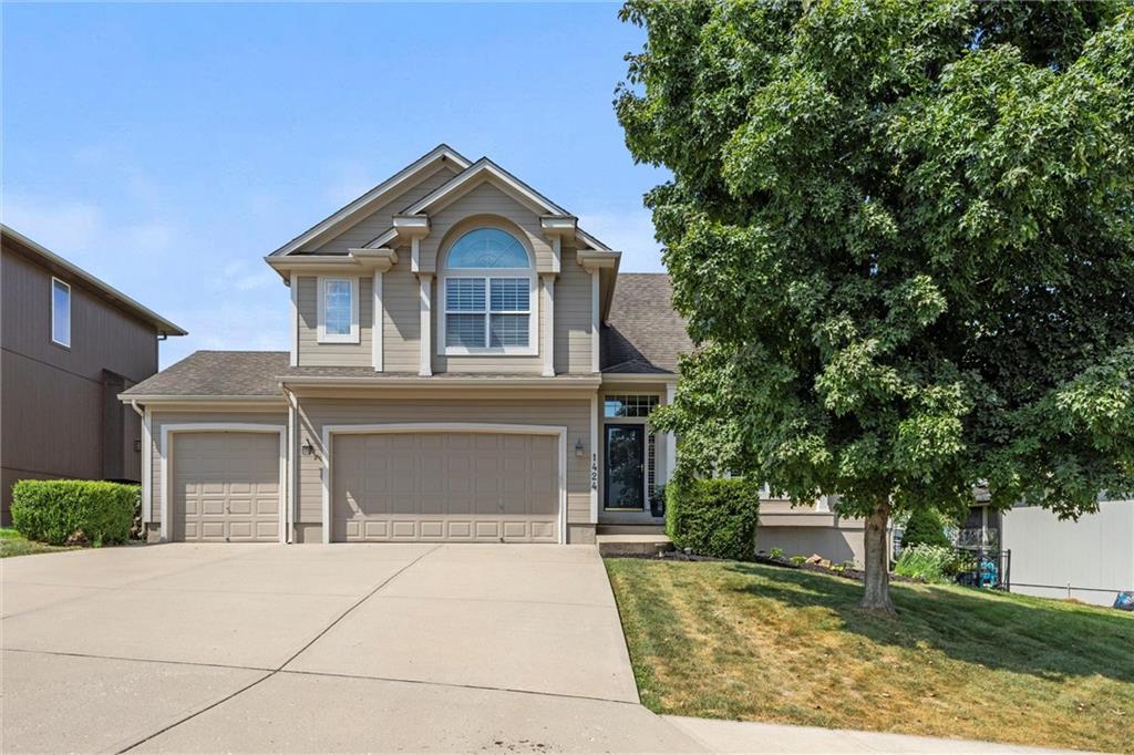 Listing Photo MLS #HMS2573837
