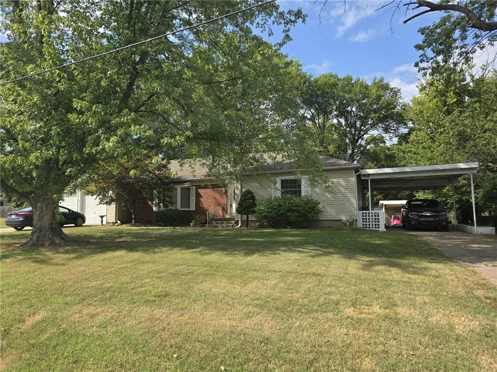 Listing Photo MLS #HMS2573852