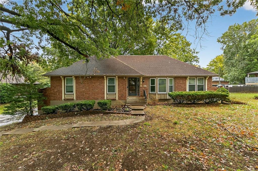 Listing Photo MLS #HMS2573857