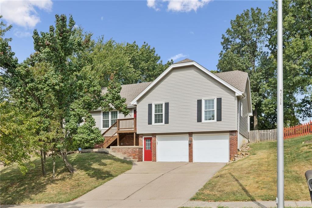 Listing Photo MLS #HMS2573883