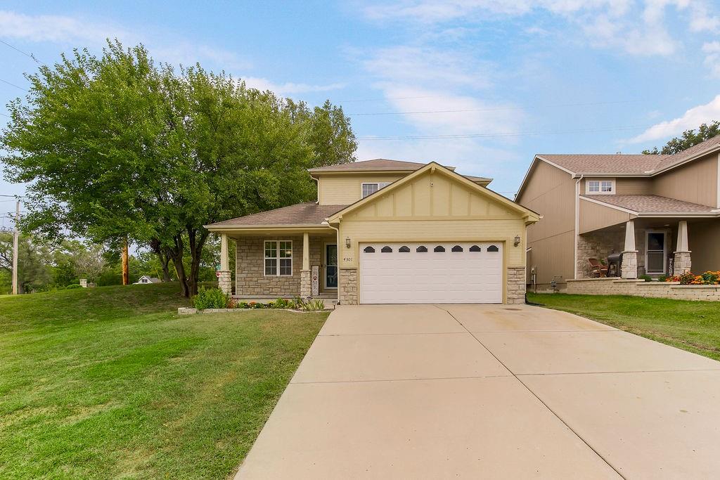 Listing Photo MLS #HMS2573885